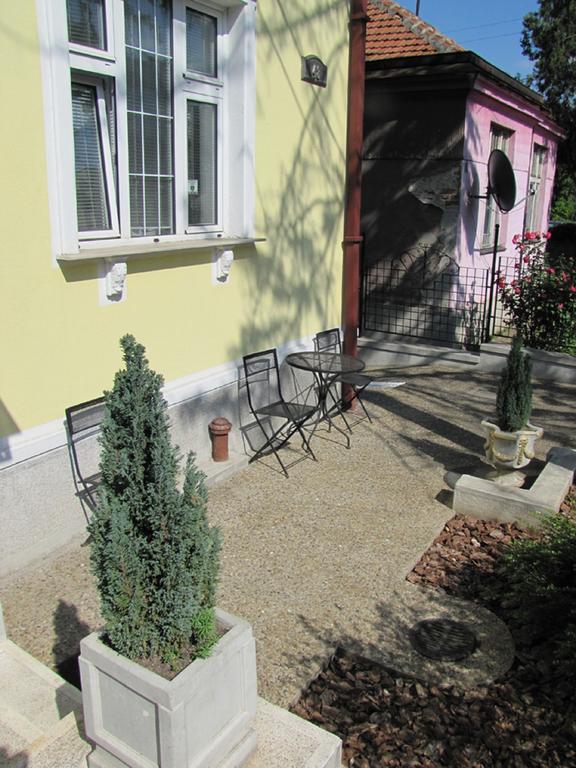 Vila Hedonija Belgrado Exterior foto