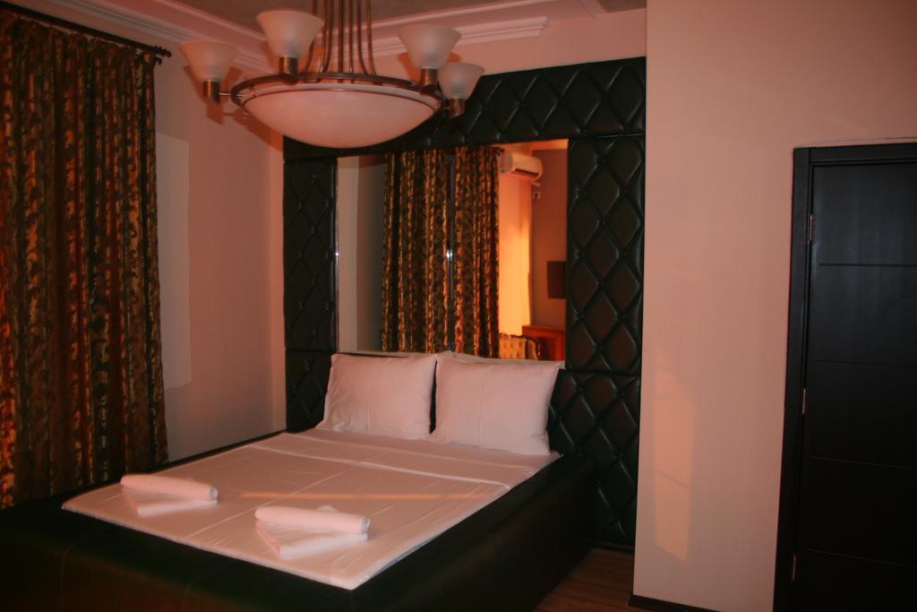 Vila Hedonija Belgrado Habitación foto