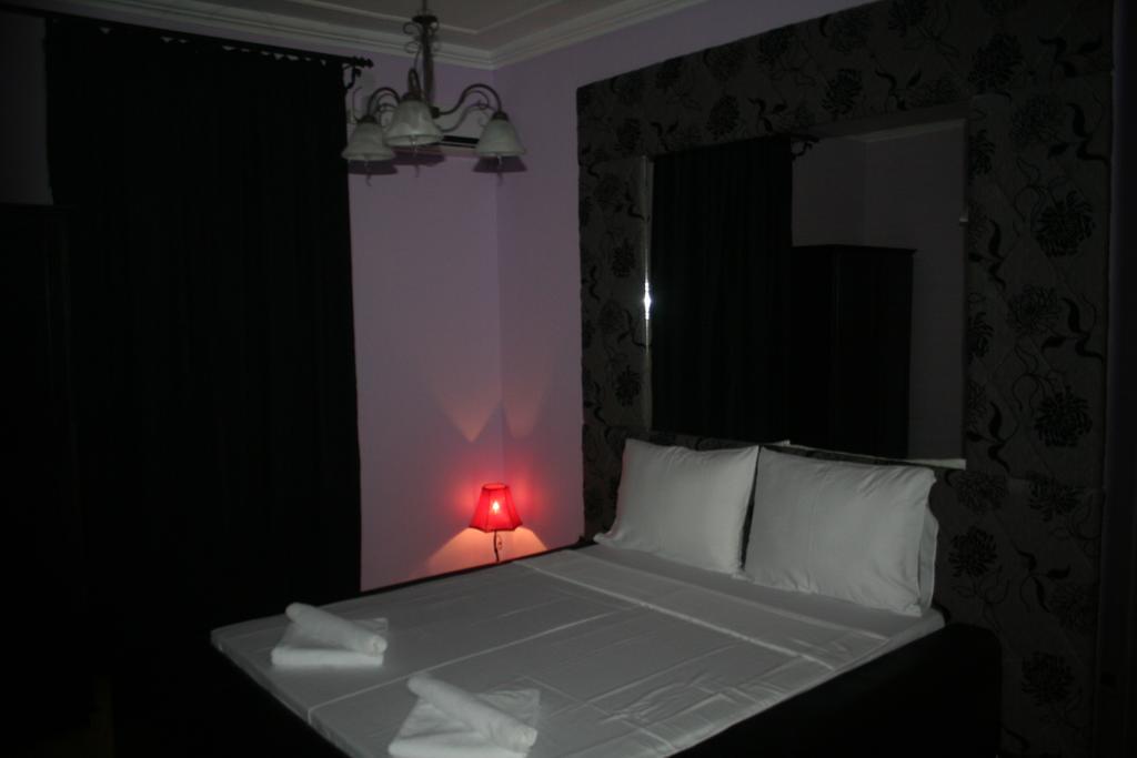 Vila Hedonija Belgrado Habitación foto